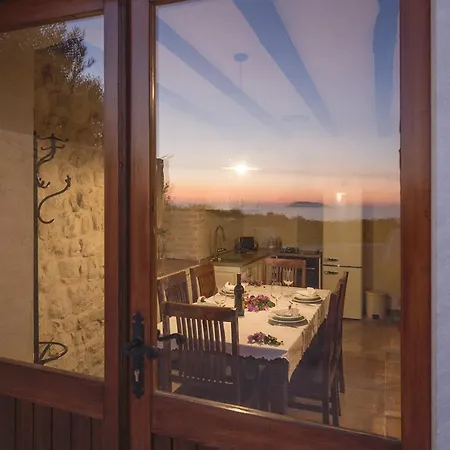 On Bisevo - Transfer And Car Included, 5 Min To The Sea Villa