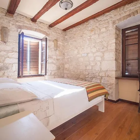 On Bisevo - Transfer And Car Included, 5 Min To The Sea