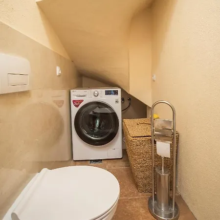 On Bisevo - Transfer And Car Included, 5 Min To The Sea Villa *