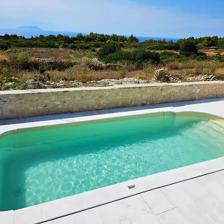 On Bisevo - Transfer And Car Included, 5 Min To The Sea Villa *